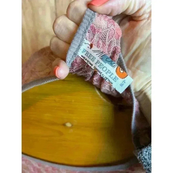 Free People Lace Tulle Scoop Neck Blouse Blush Pink Color Size S - Picture 3 of 7